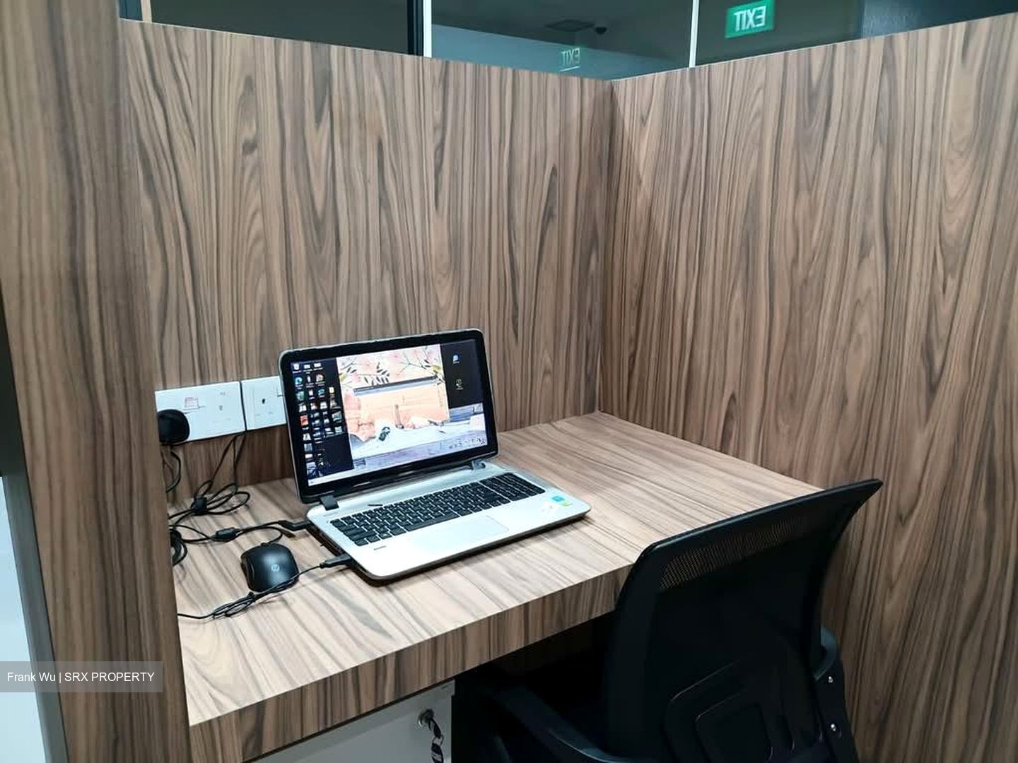 International Plaza (D2), Office #554090181